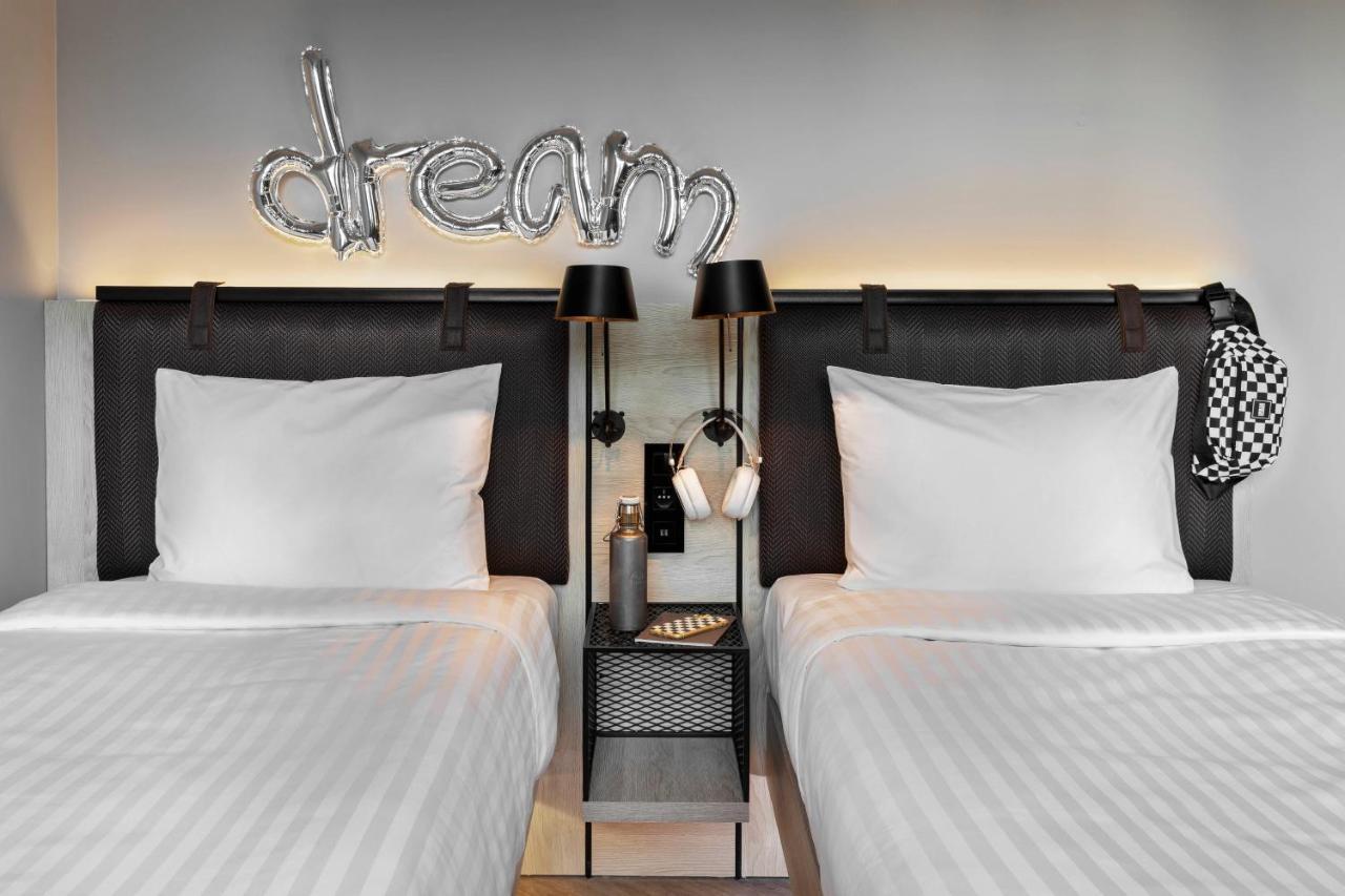 Moxy Lille City Zewnętrze zdjęcie