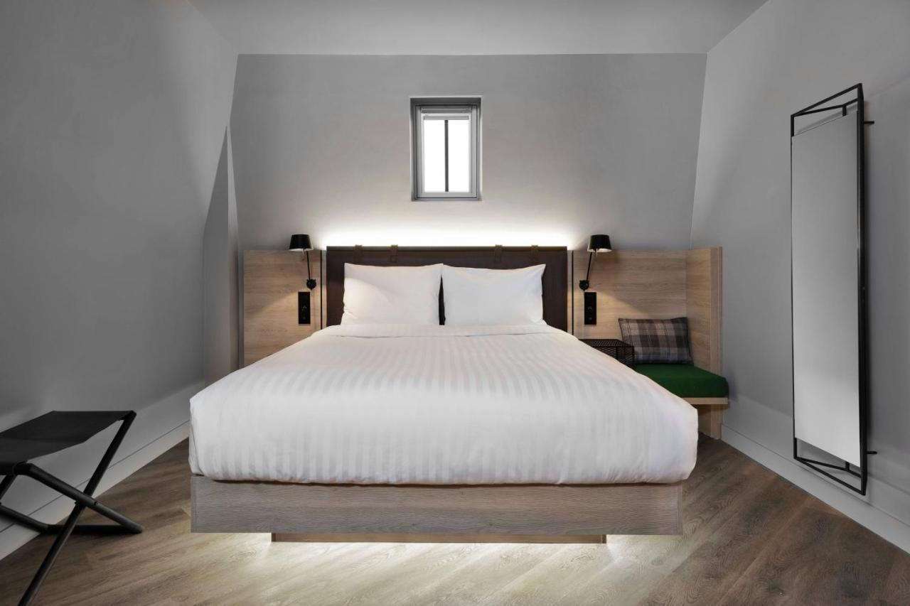 Moxy Lille City Zewnętrze zdjęcie